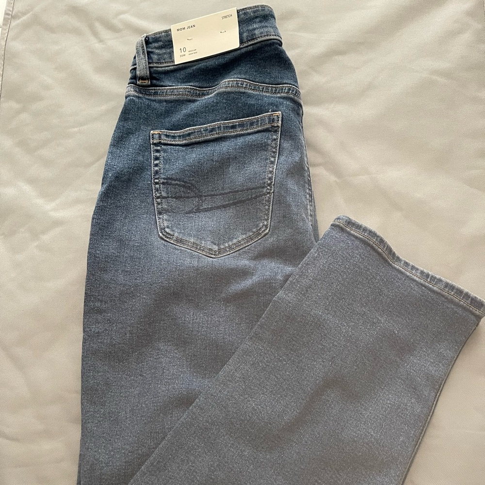 AE Stretch Mom Jean